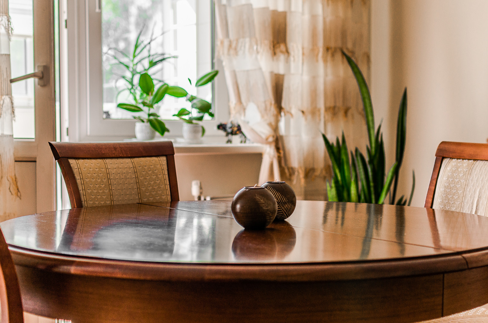 Двухкомнатная квартира в классическом стиле  и ароматом кофе.Съемка для продажи.