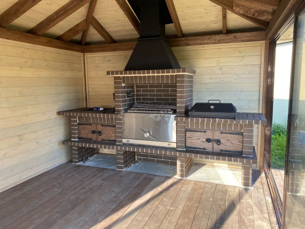 Обложка проекта: Остекленная беседка с модульным барбекю комплексом