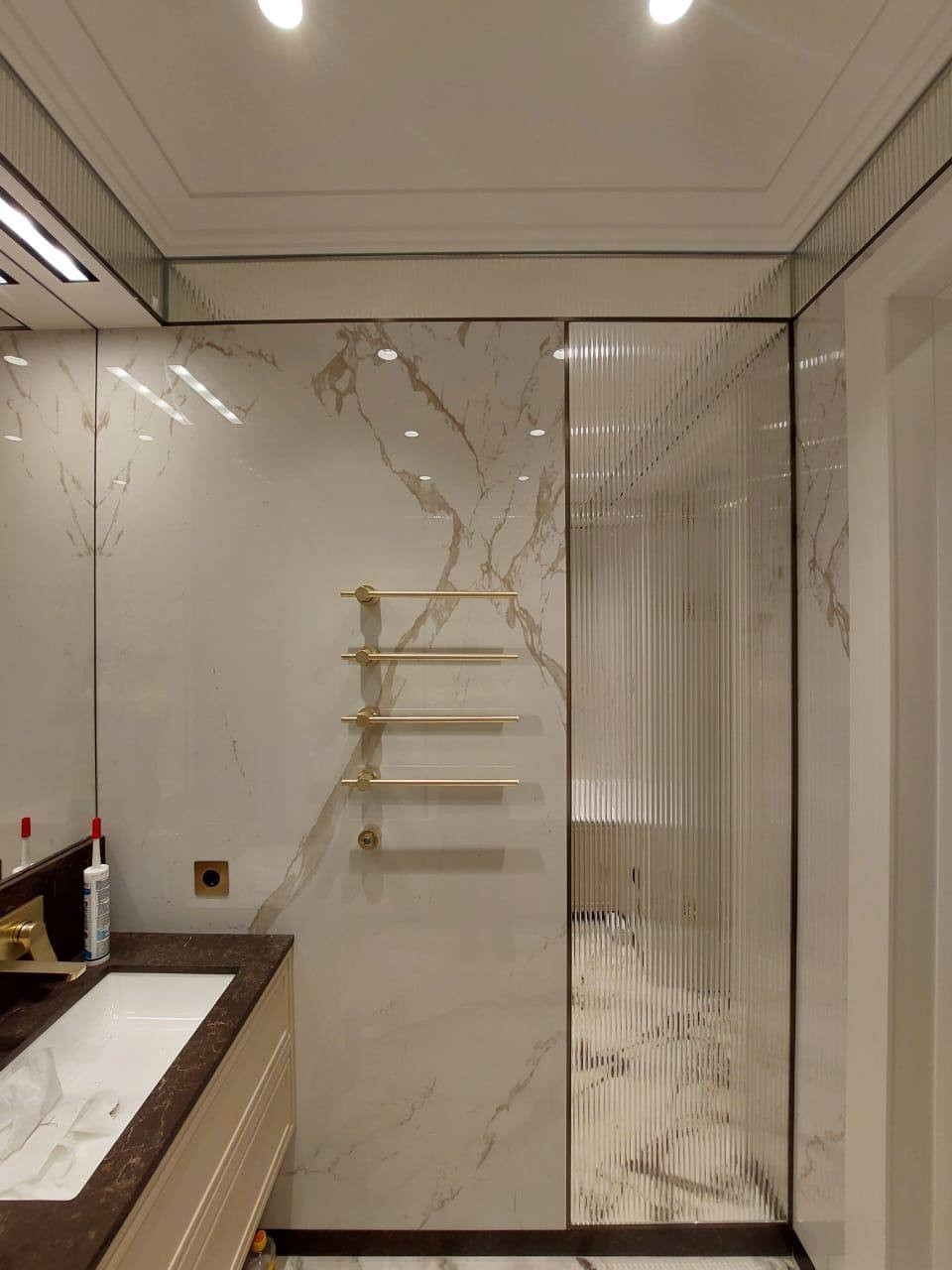 Зеркальные панели для ванной комнаты