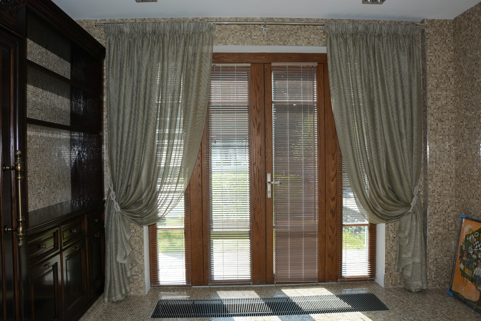 Таунхаус на Береговой (дерево-алюминиевые окна)