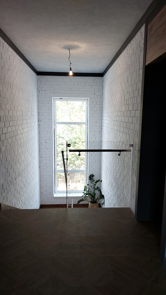 Обложка проекта: Лестничное ограждение из стекла.