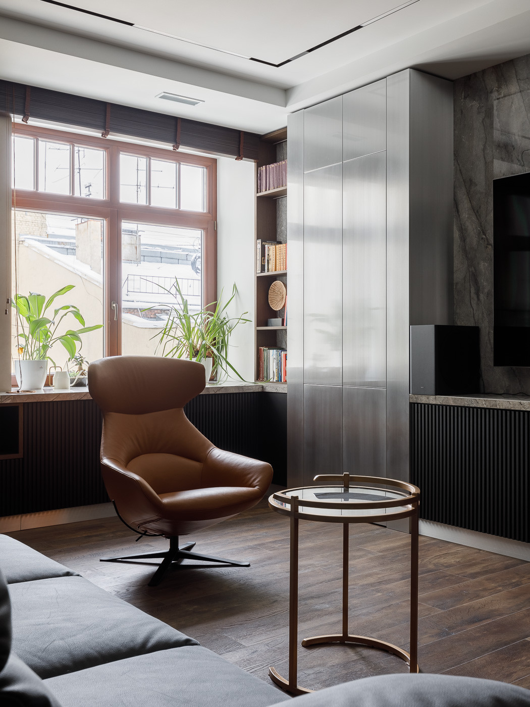 Реализованная квартира в современной стиле на 4-ой Советской - 166 м2