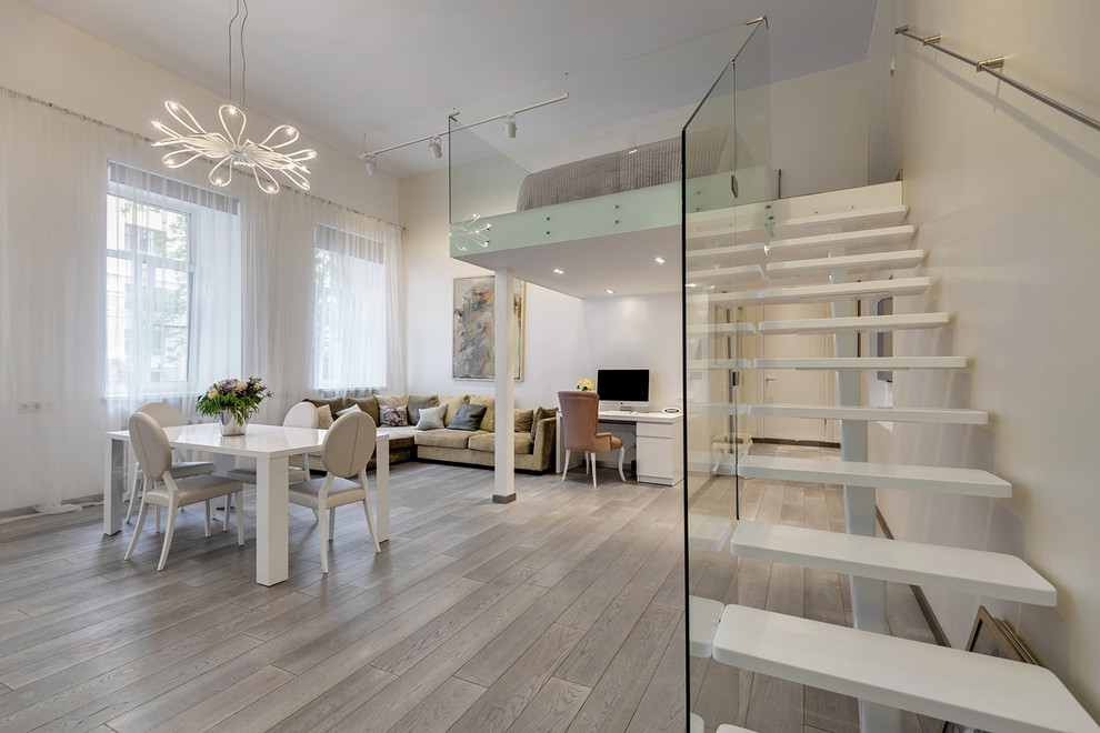 Белоснежная квартира в центре Санкт-Петербурга