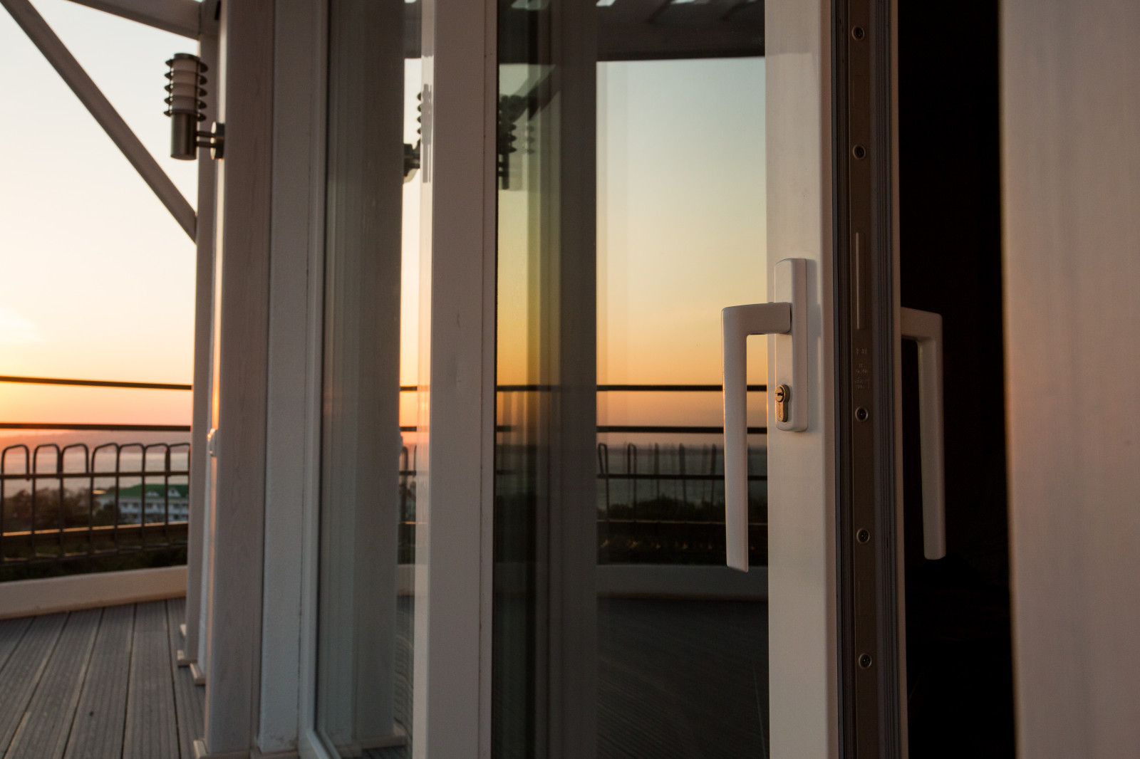 Остекление коттджей и загородных домов