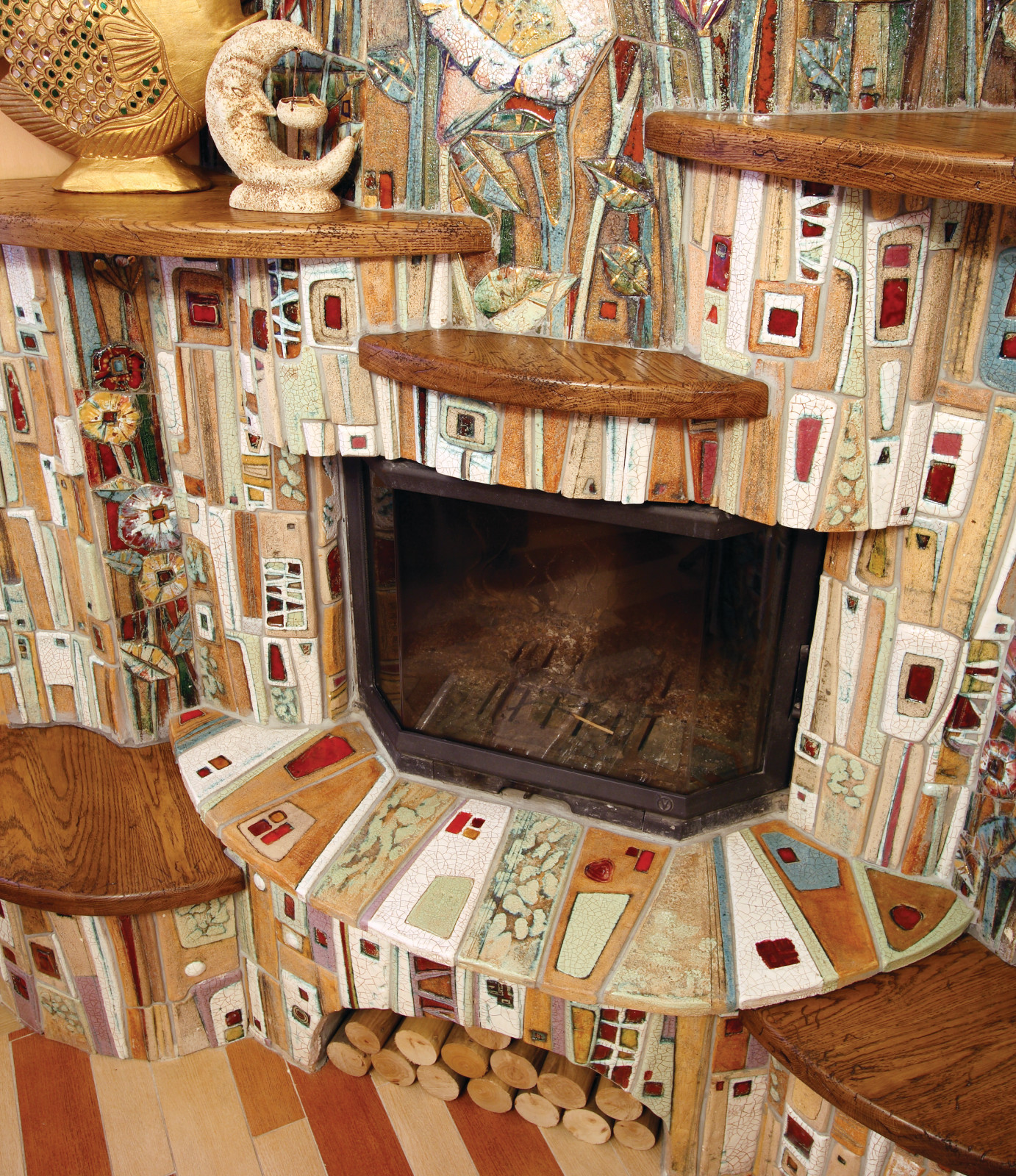 Отделка камина «Цветочная поляна»