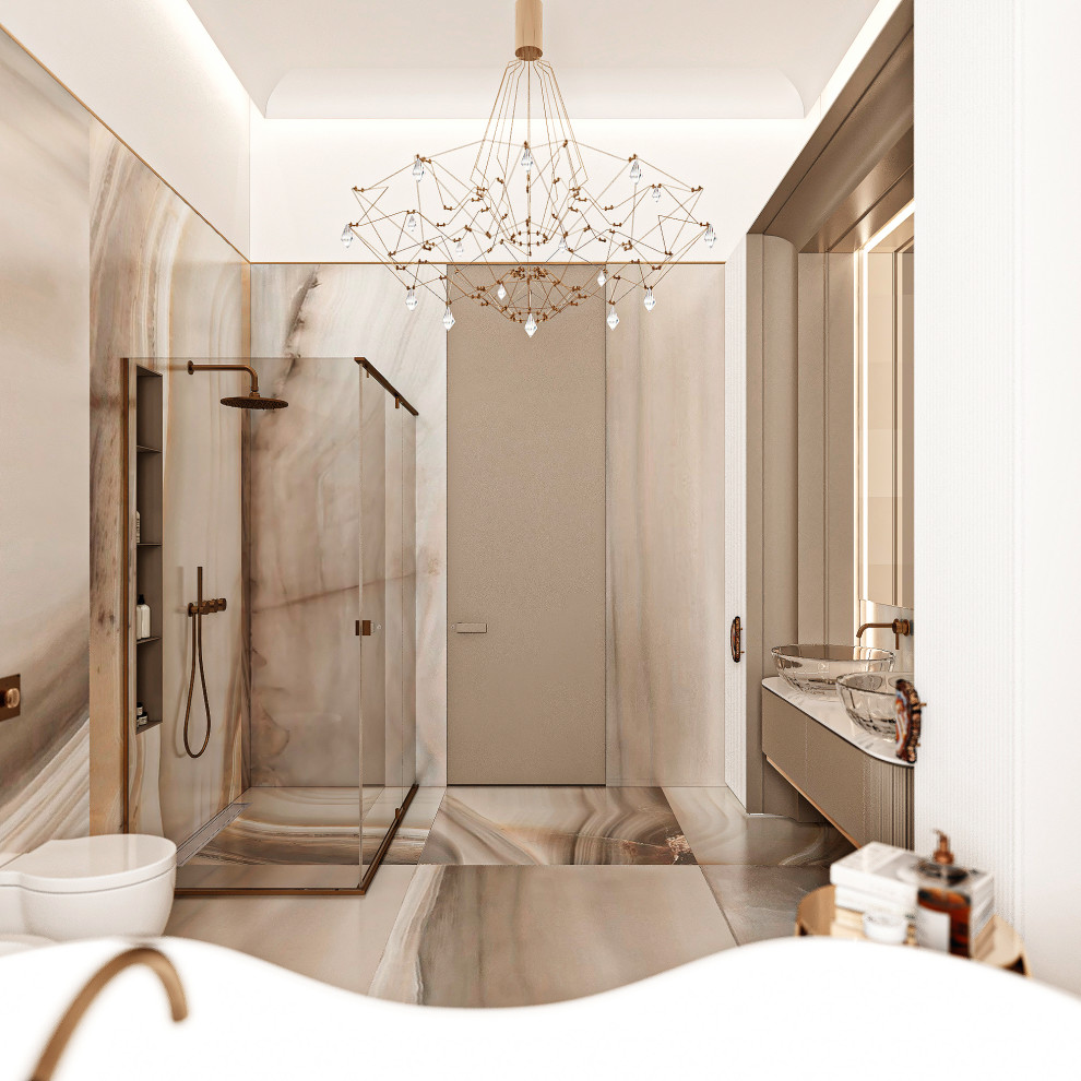 Мастер-спальня в частном доме с бассейном