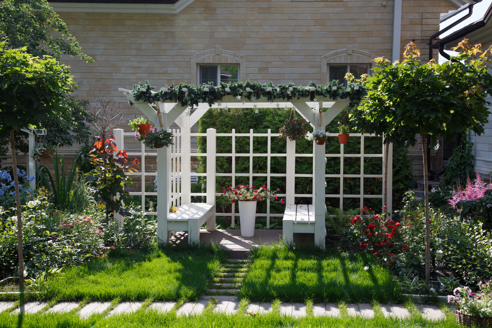 Обложка проекта: Сад пяти комнат