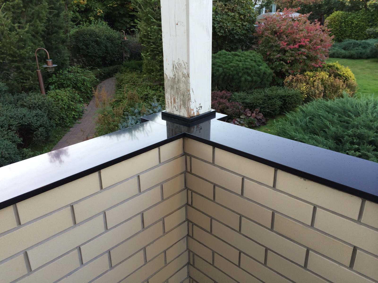 Деревня Борзые накрывные крышки на входной группе