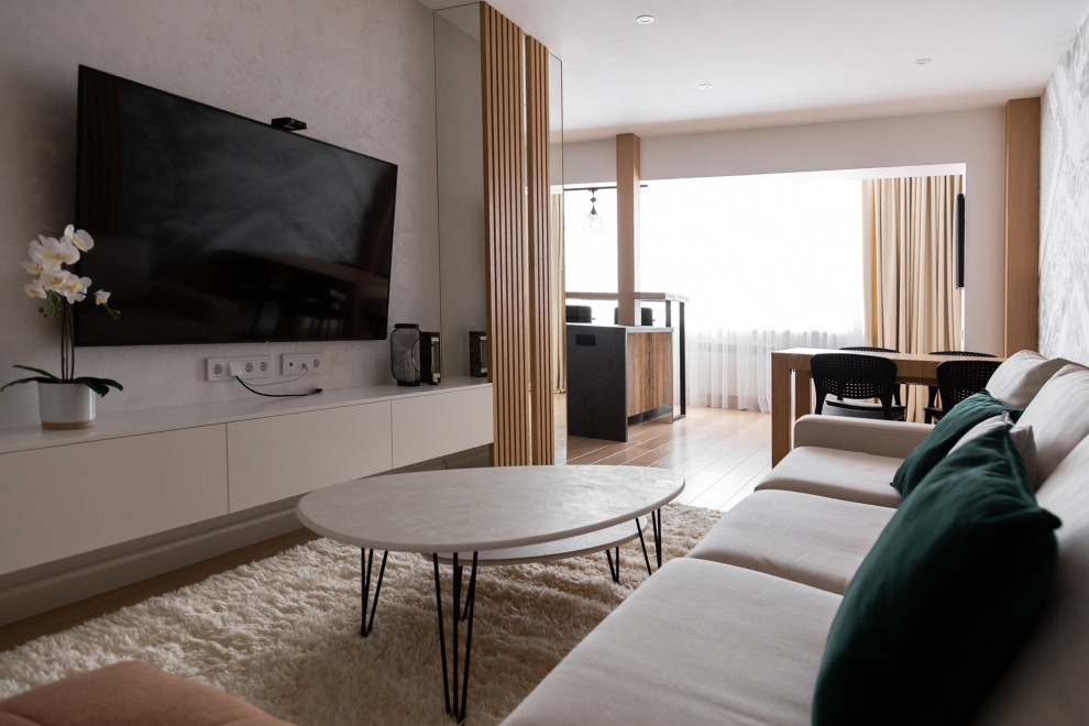 Современный интерьер с казахскими национальными элементами.