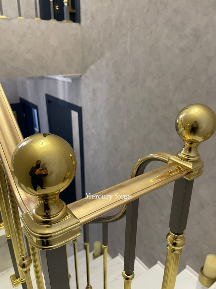 Лестница, латунное ограждение, Grande forge(Франция), коллекция "Графиня"