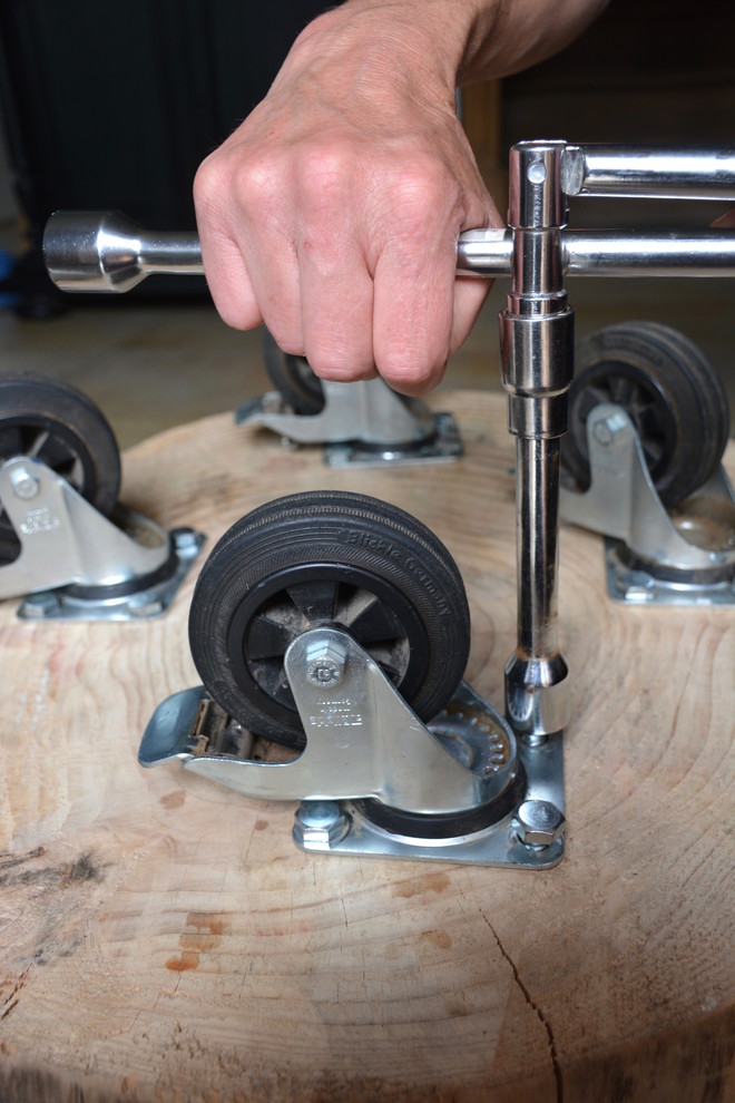 DIY: Журнальный столик своими руками из дерева