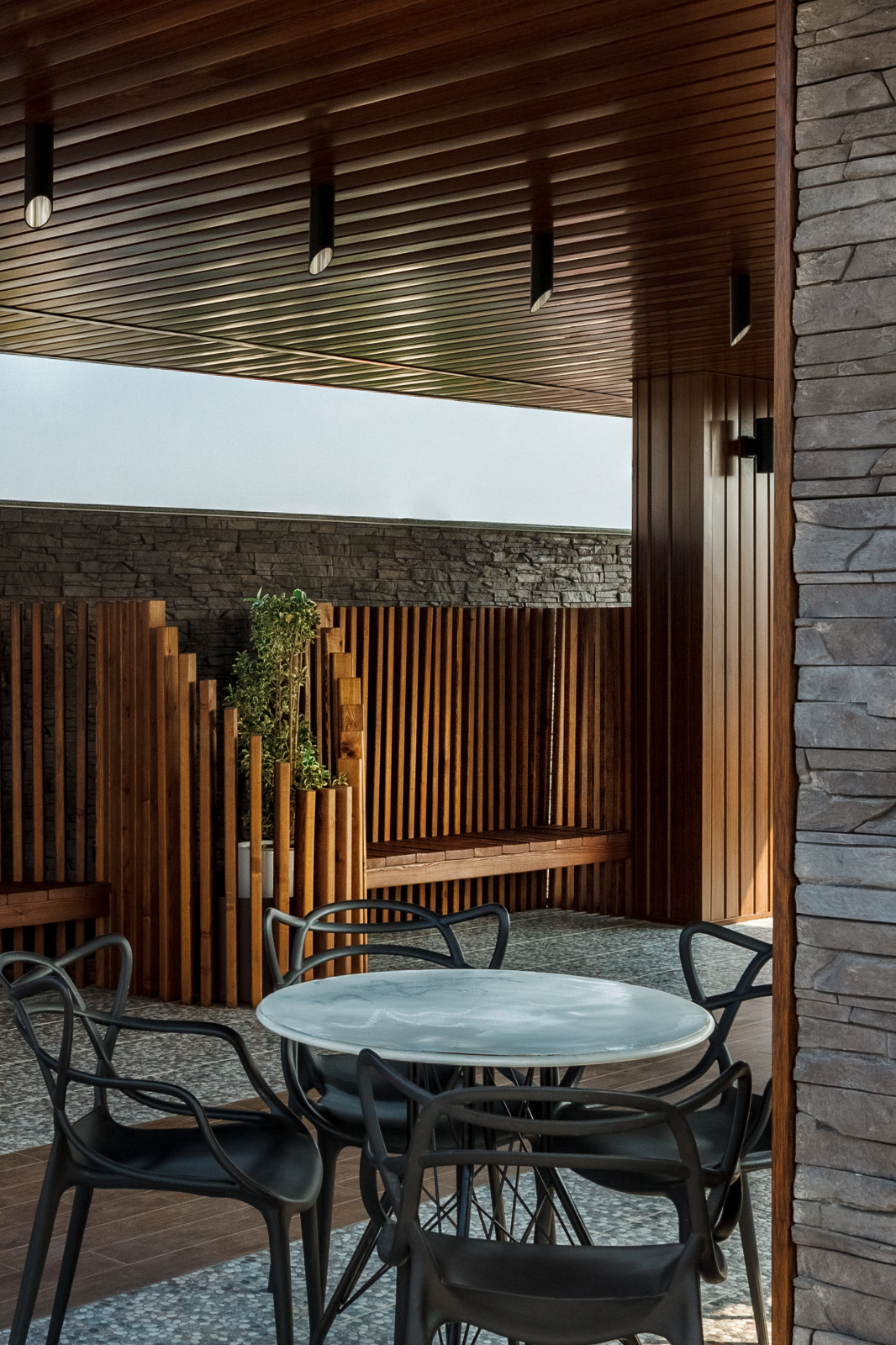 Лаунж зона на крыше.