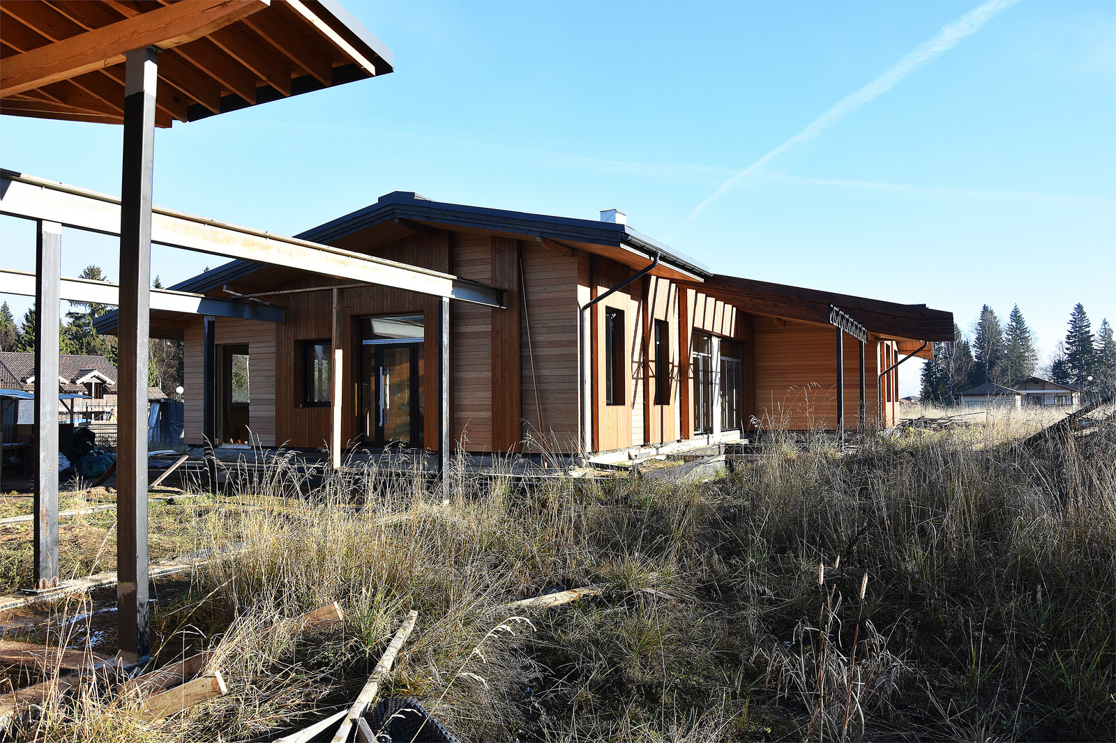 Одноэтажный жилой дом 250 м2