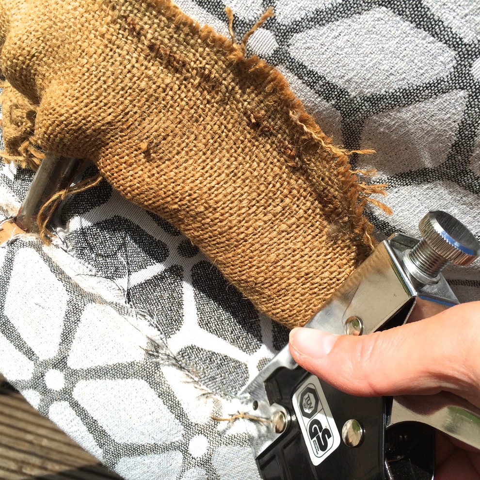 DIY : Как обновить старое кресло своими руками