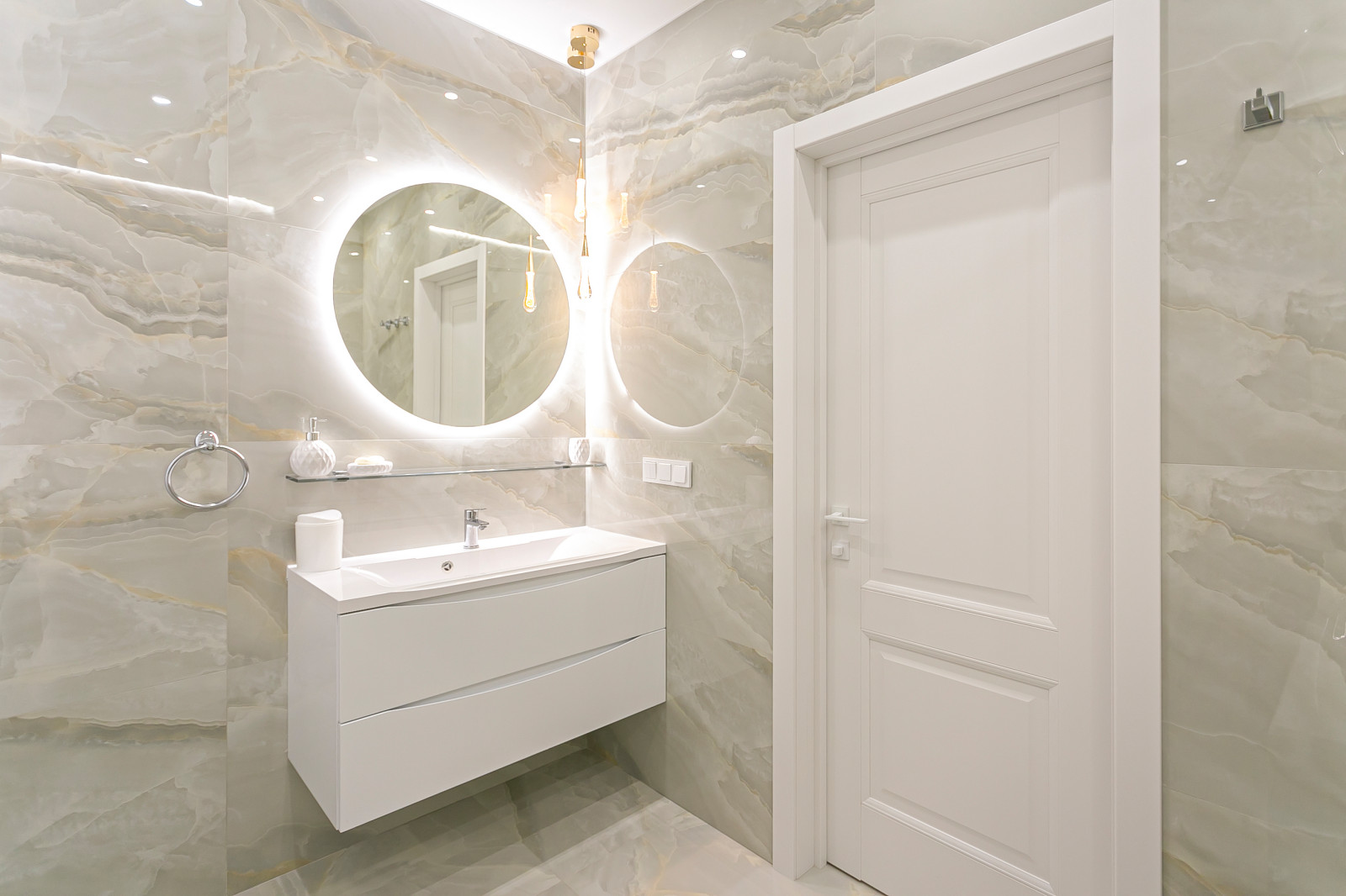 ЖК "Римский". - 2-комнатная квартира