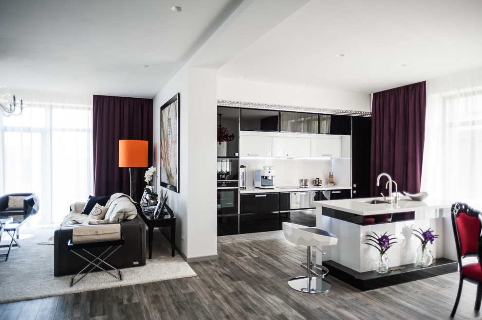 Дом с лошадиным бюстом