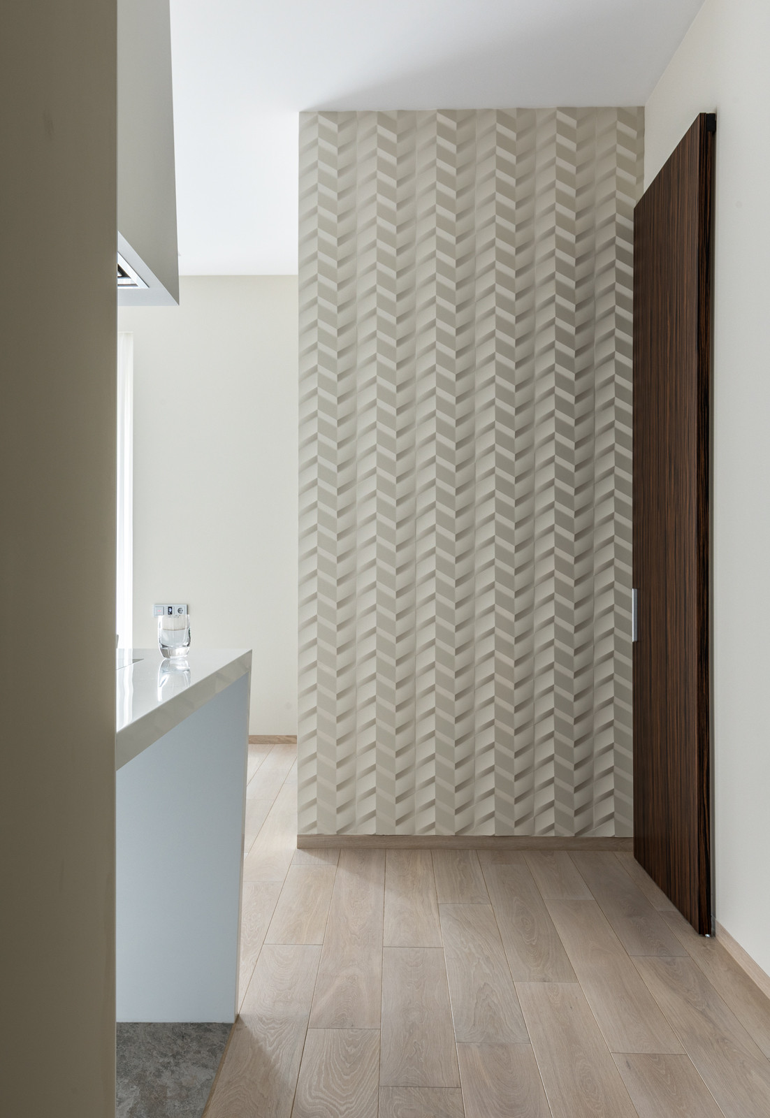 "На своем месте", многокомнатная квартира в жк "Снегири-Эко"