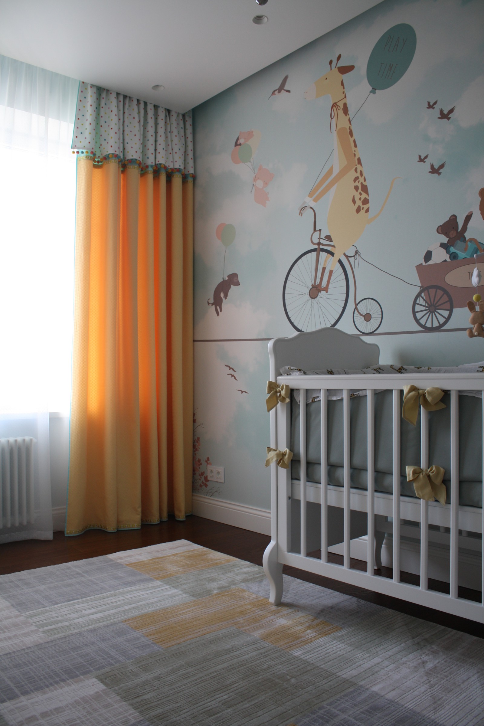 Яркая детская