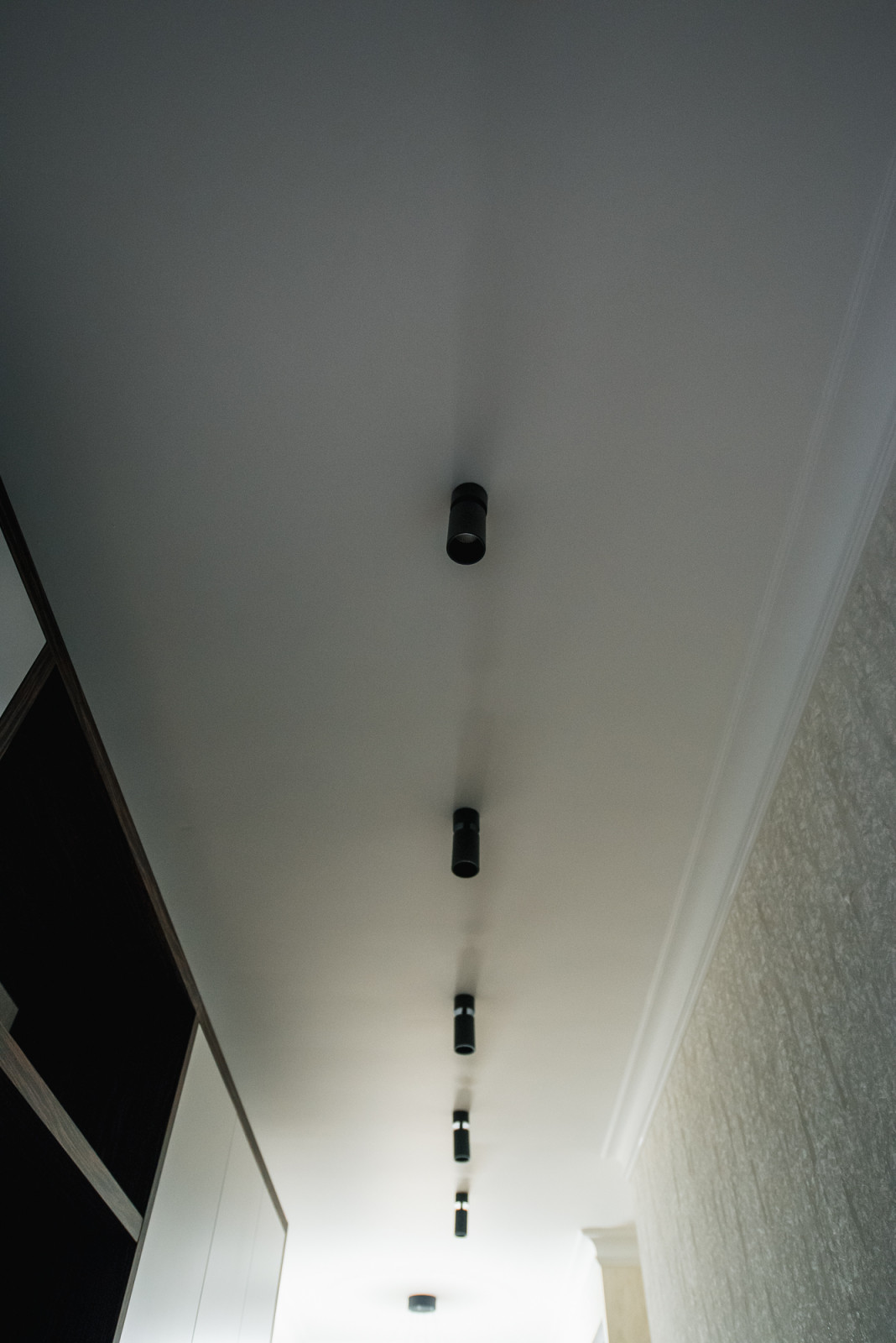 Трехкомнатная квартира «под ключ» с нуля по дизайн-проекту.Дизайнер Виктория Бар