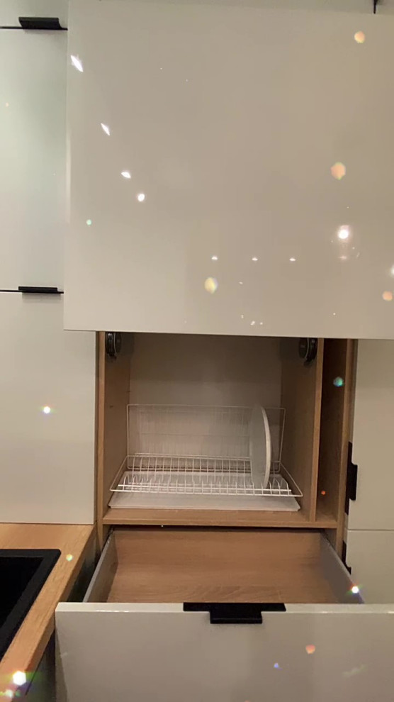 Кухня в Неорусском стиле.