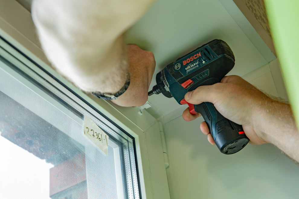 Плиссе на окно в коттедж