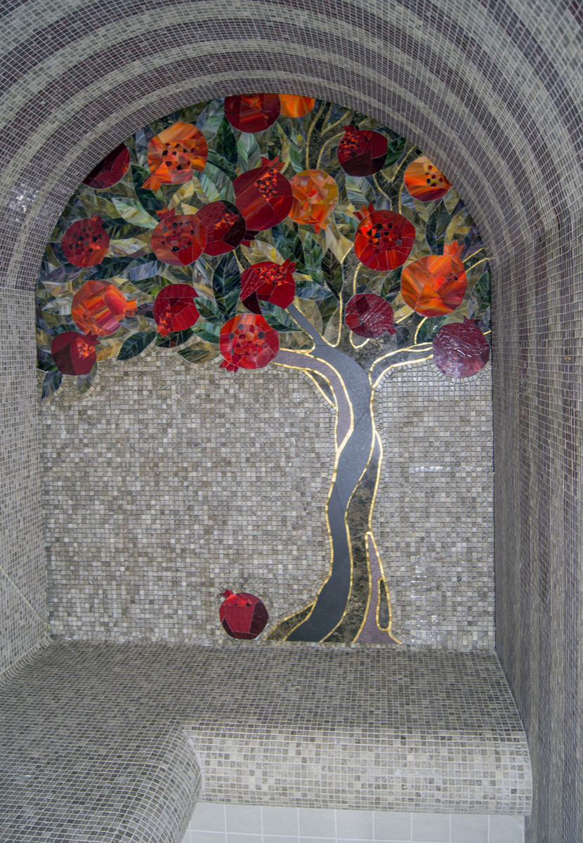 Хаммам с гранатовым деревом