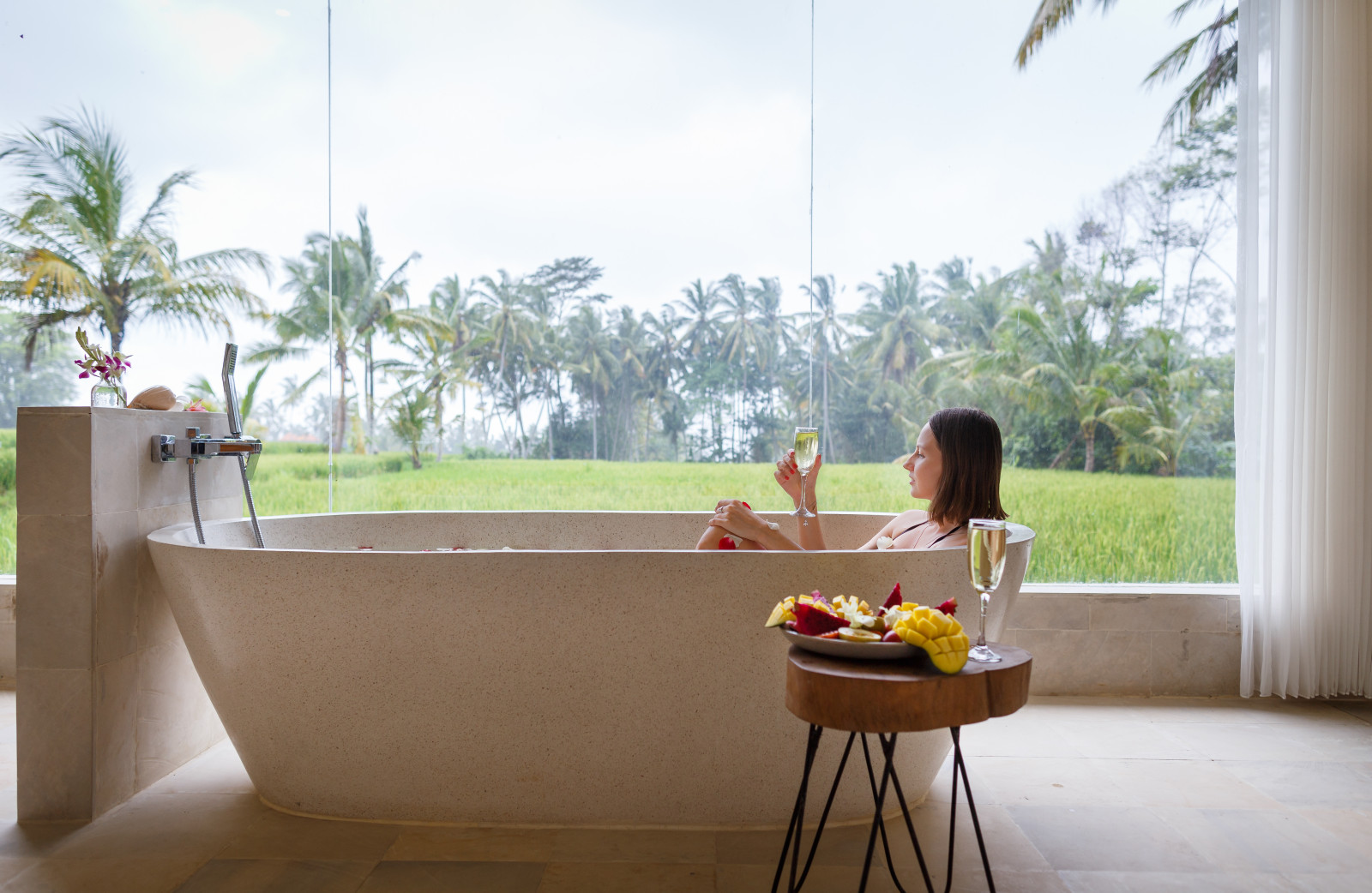 Вилла All Saints