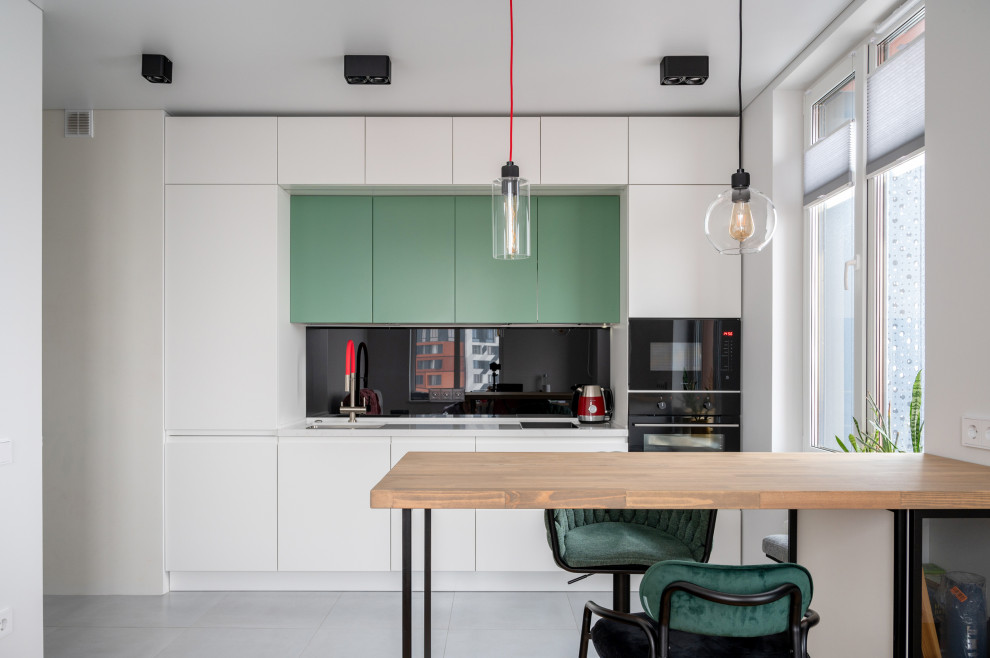 Светлая стильная кухня