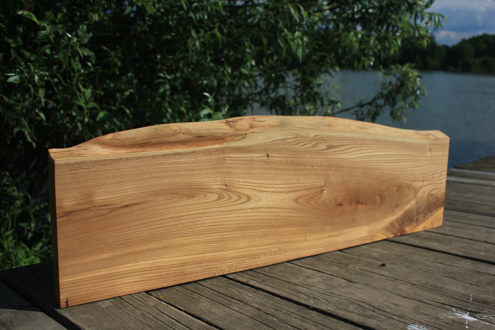 Обложка проекта: Подвесные полки из карагача