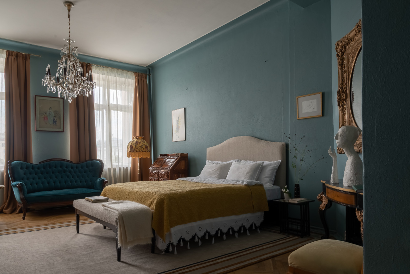 Дом на набережной