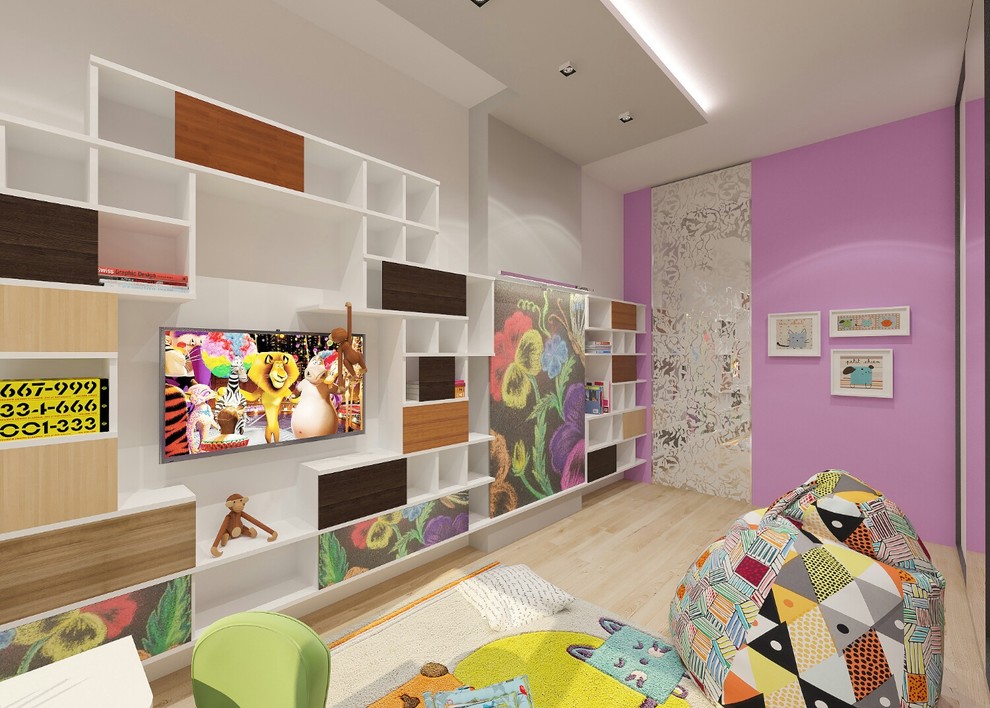 Трехкомнатная квартира в Космосе