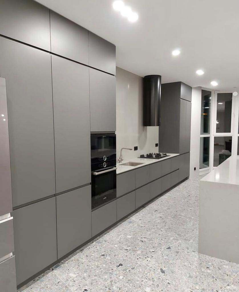 Обложка проекта: Кухня  в современном стиле с островом