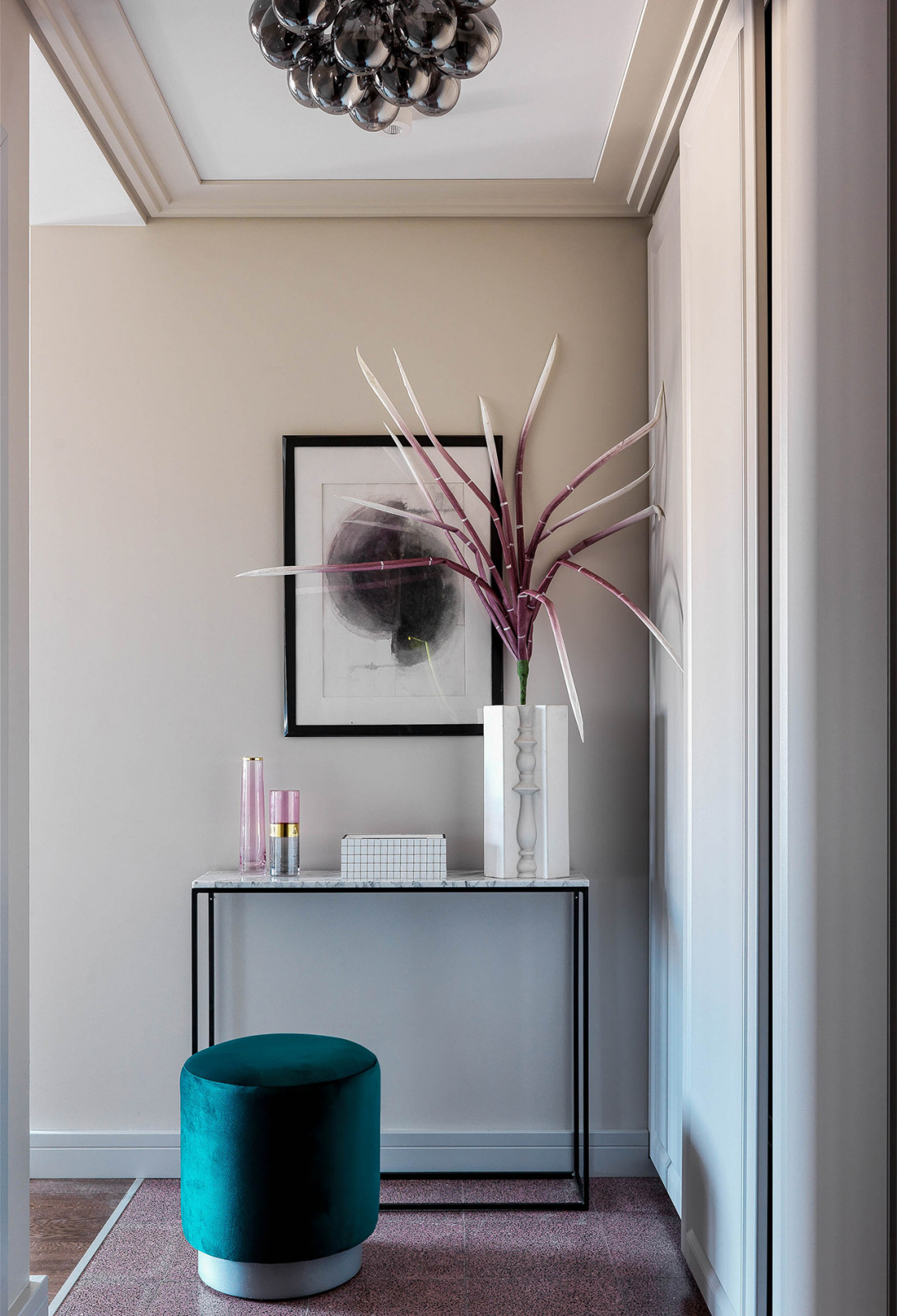 Apartment with a note of femininity