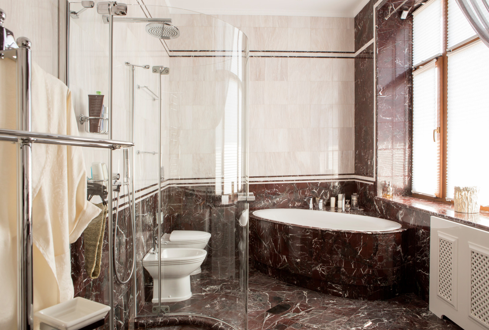 Фото интерьера хозяйской ванной