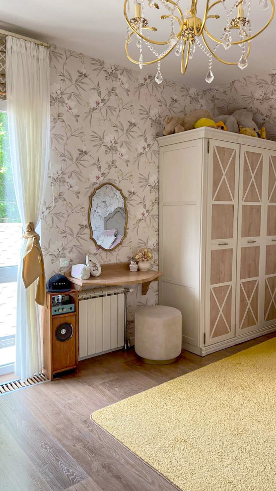 Реновация интерьера дома для семьи с тремя детьми.