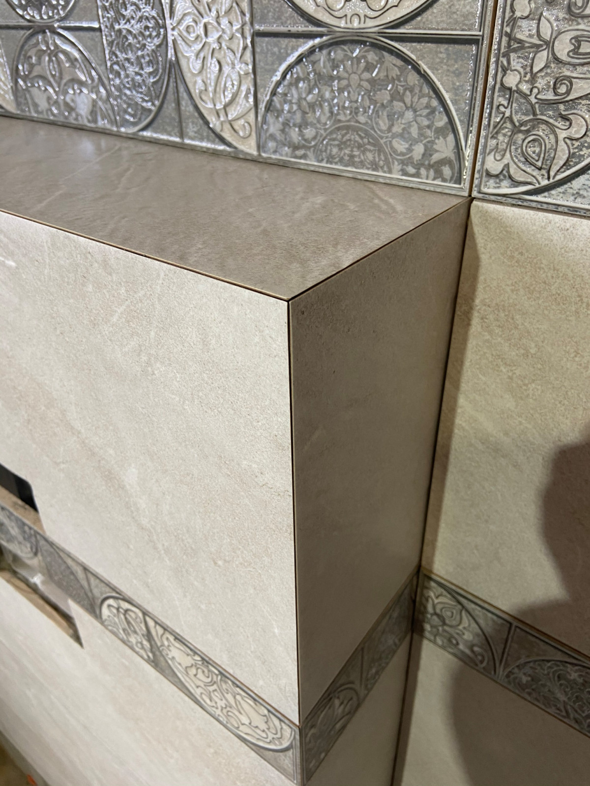 Обложка проекта: Укладка керамогранита в ваной