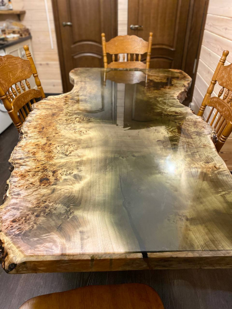 Обложка проекта: Обеденный стол из слэба капового тополя