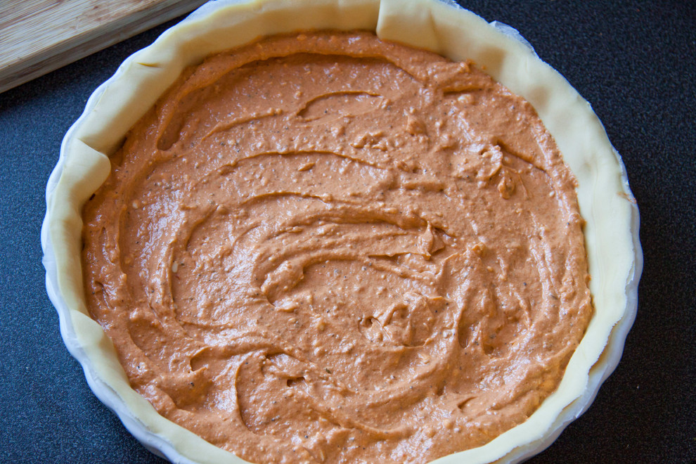 Рецепт: Овощной пирог с цветами из баклажанов и кабачков