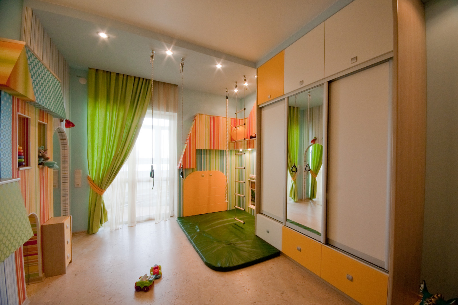 ж/к Адмиральский, детская