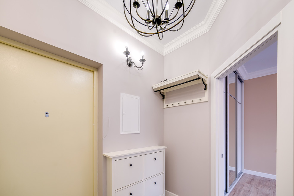 Квартира для молодой девушки в Санкт-Петербурге, 46 кв.м