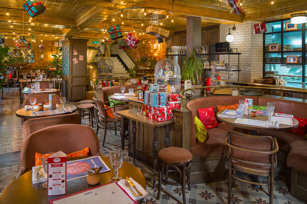 Интерьер ресторана Пряности и радости на Цветном
