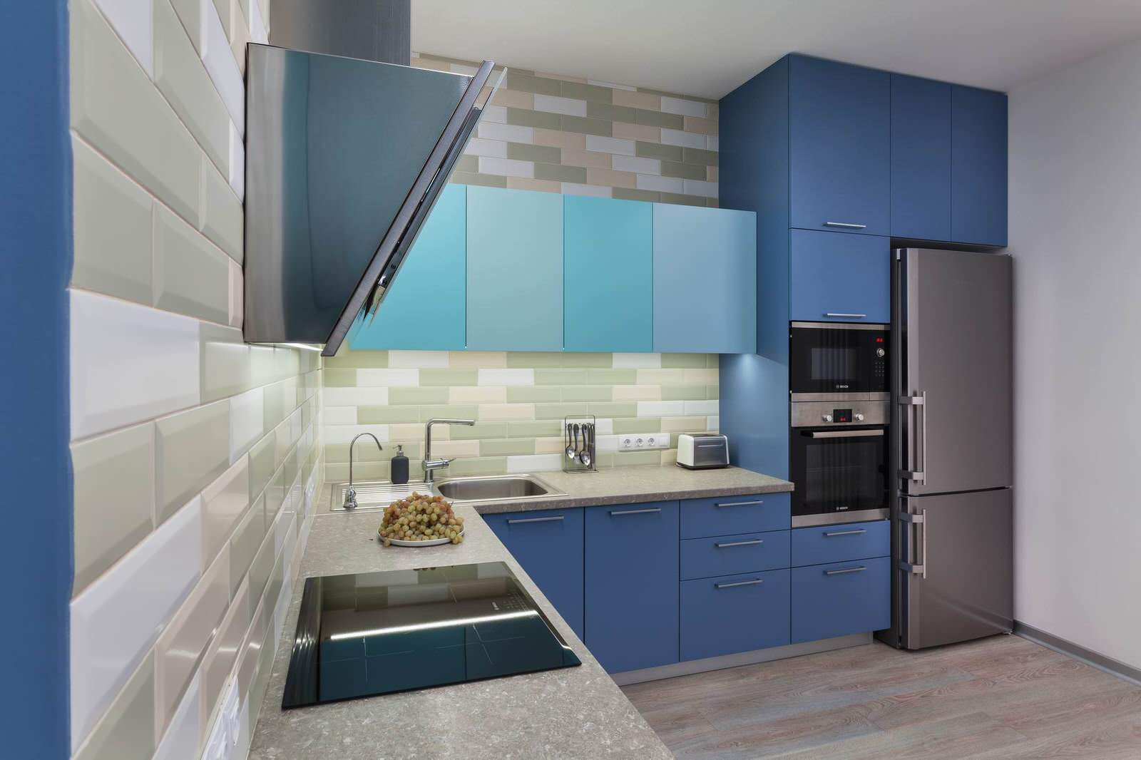 ГЕОМЕТРИЯ И ОТТЕНКИ МЯТЫ