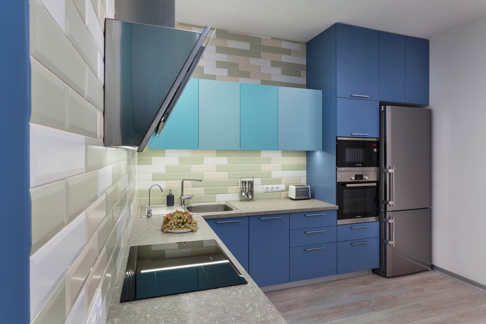 ГЕОМЕТРИЯ И ОТТЕНКИ МЯТЫ