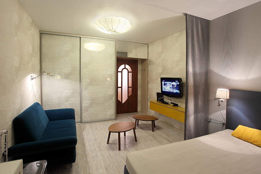 Гостинная и спальня в одной комнате.