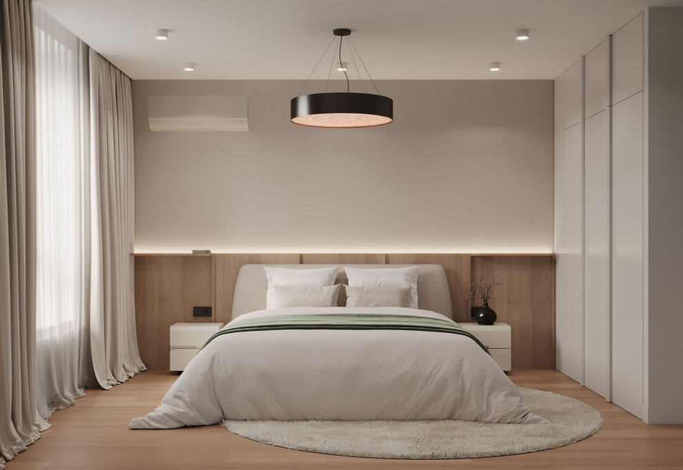 Современный интерьер с яркими акцентами и геометрическими формами