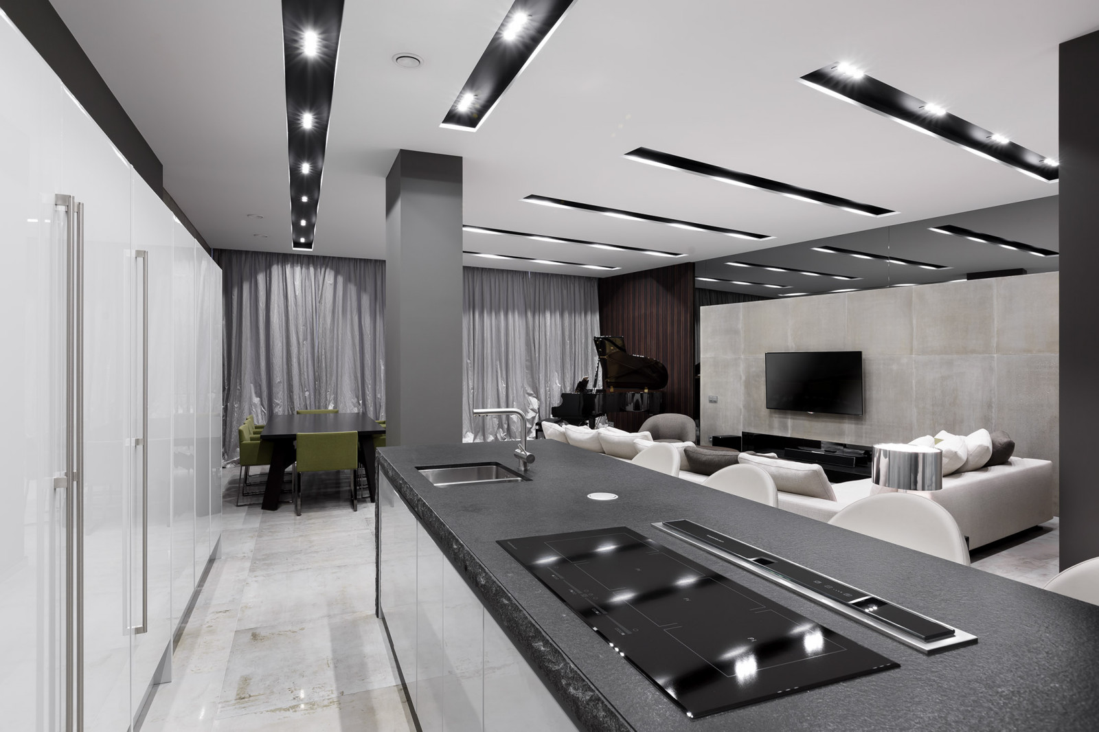 Окнами на Петроградскую сторону