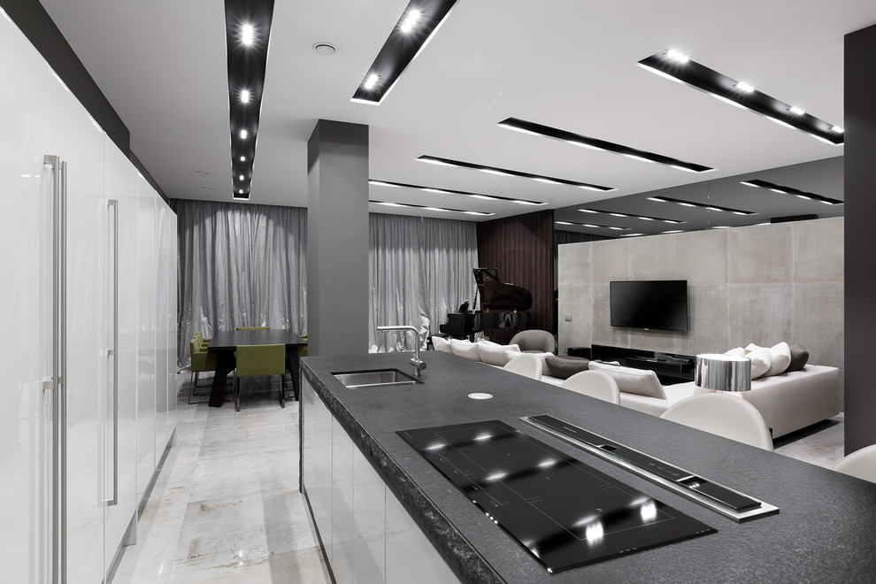 Окнами на Петроградскую сторону