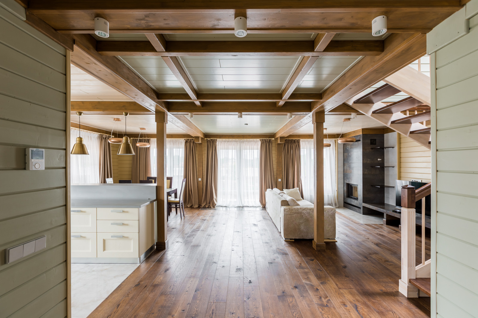 Обложка проекта: Дом из клееного бруса, корпорация GoodWood