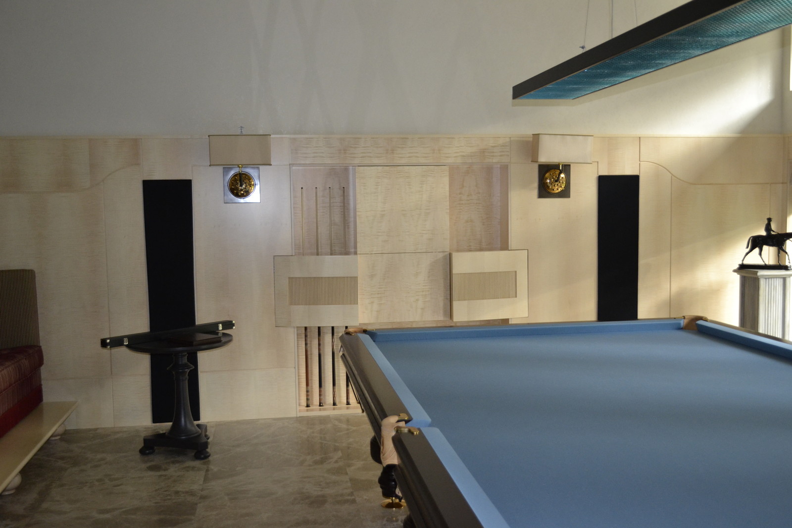 Мебель и предметы интерьера, выполненные по моим эскизам совместно с фабриками