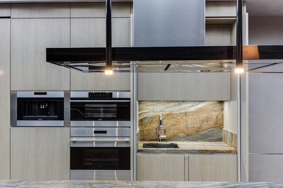 Кухня с островом